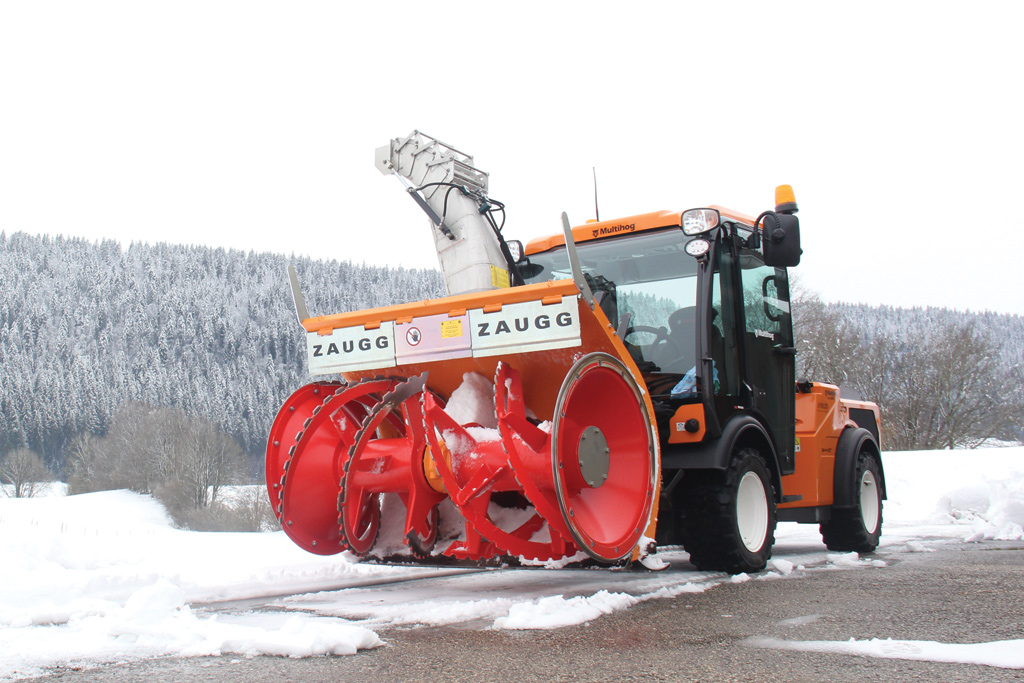 case-study-neuchatel-municipality-uses-multihog-for-clearing-snow-feat-image-2.jpg